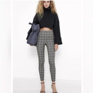 Zara Plaid Grey Mid-Rise Legging - Small